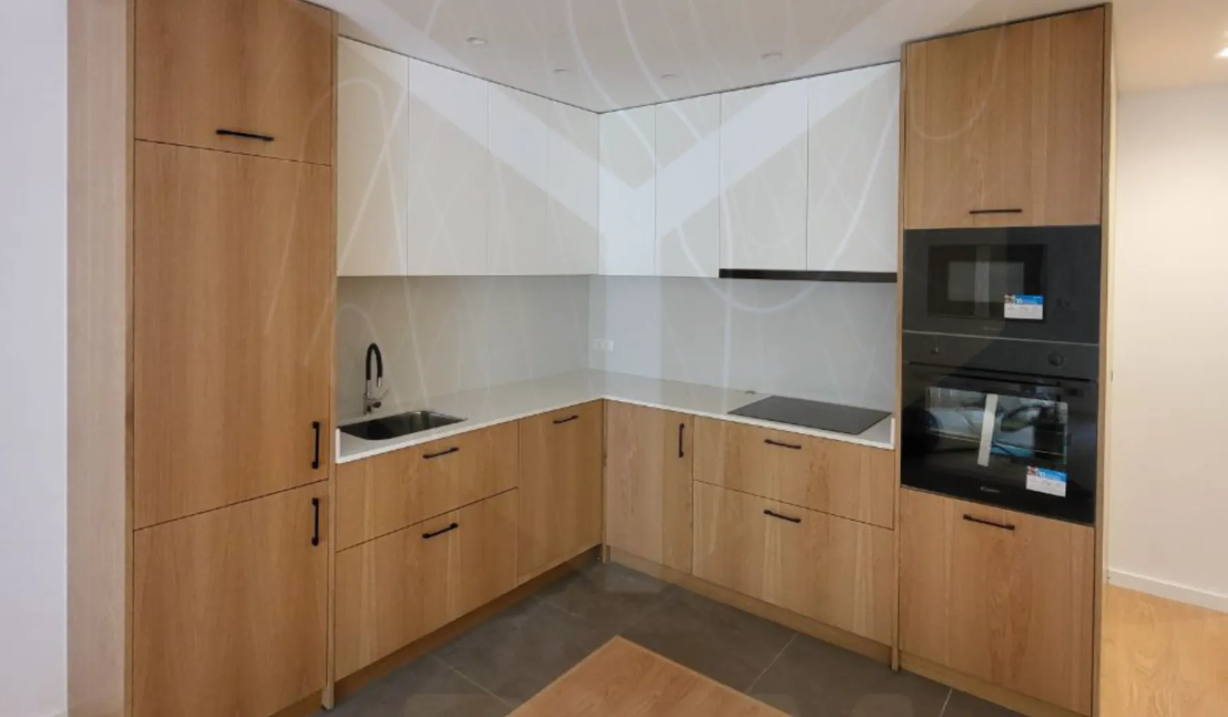 Cozinha, Roupeiros, Móveis WC e Carpintaria por Medida – DYM